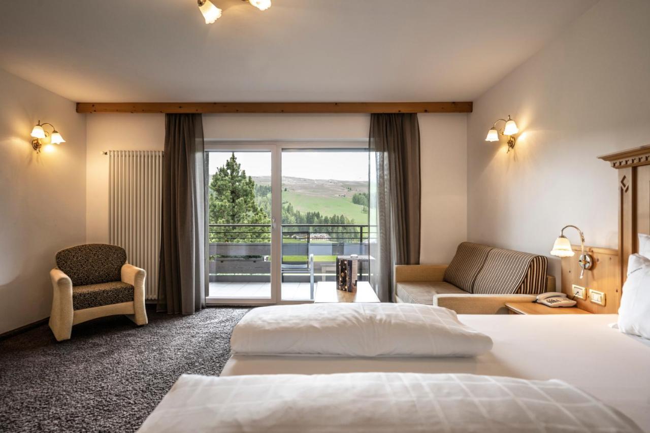 Hotel Schmung Альпе-ди-Сьюзи Экстерьер фото