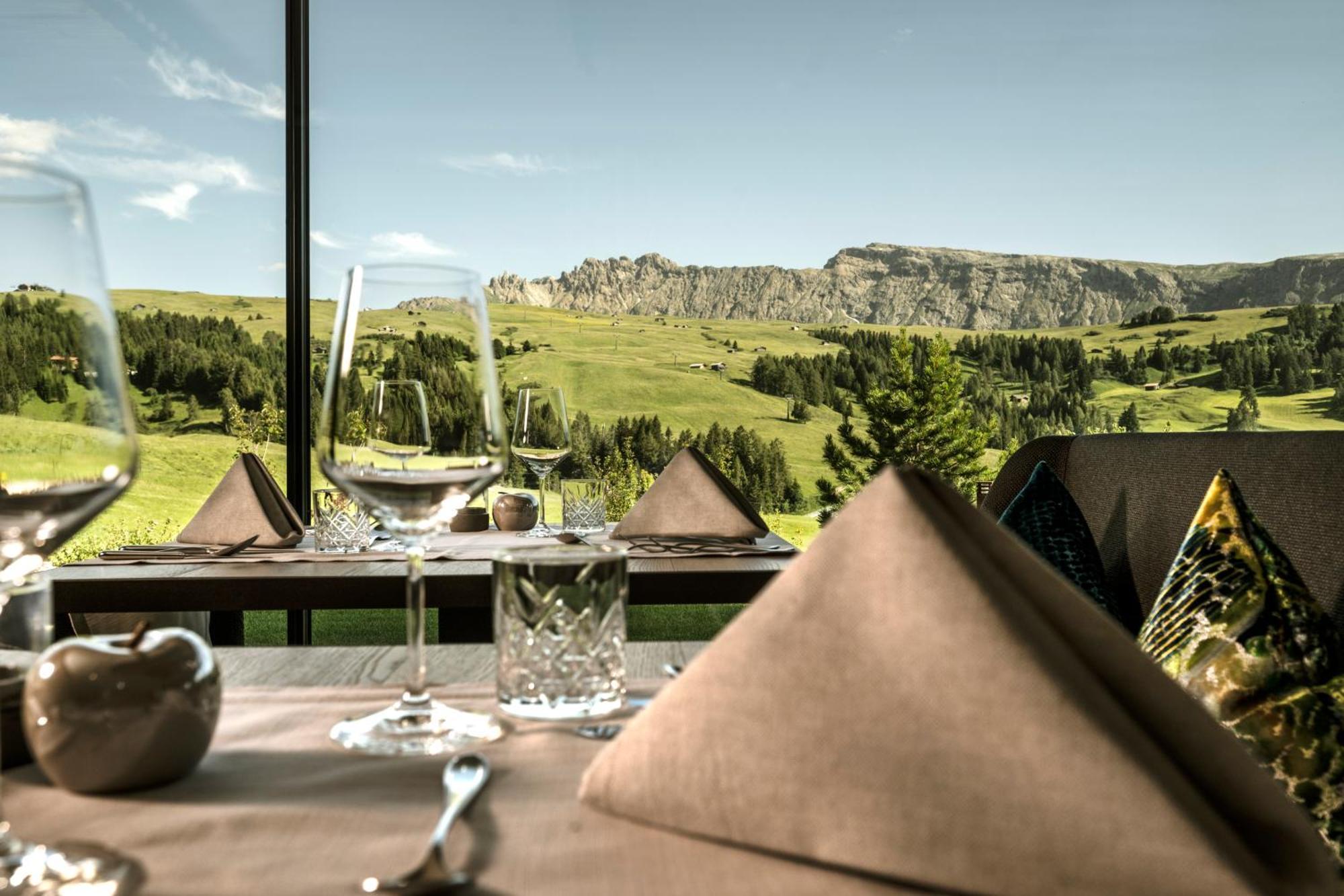 Hotel Schmung Альпе-ди-Сьюзи Экстерьер фото